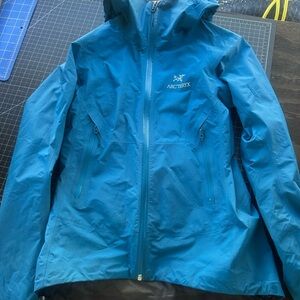Arc'teryx Women's Gortex Alpha SV